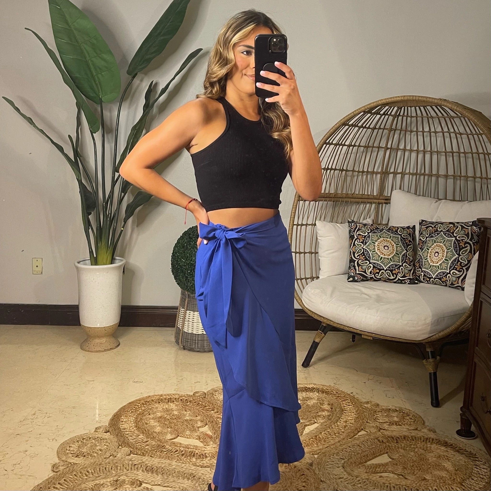 Falda envolvente azul: ¡un abrazo de verano! Azul vibrante, estilo bohemio, perfecta para ti, la diosa del sol.
